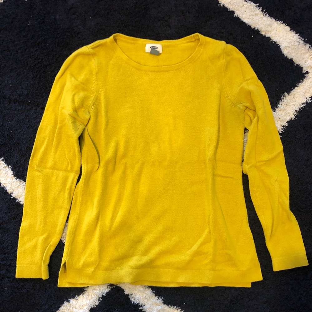 Old Navy Sweater